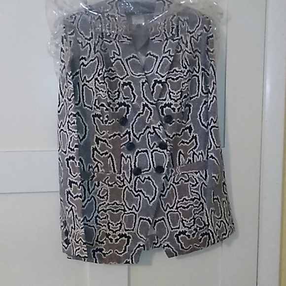 Cabi Python Blazer - Picture 5 of 8